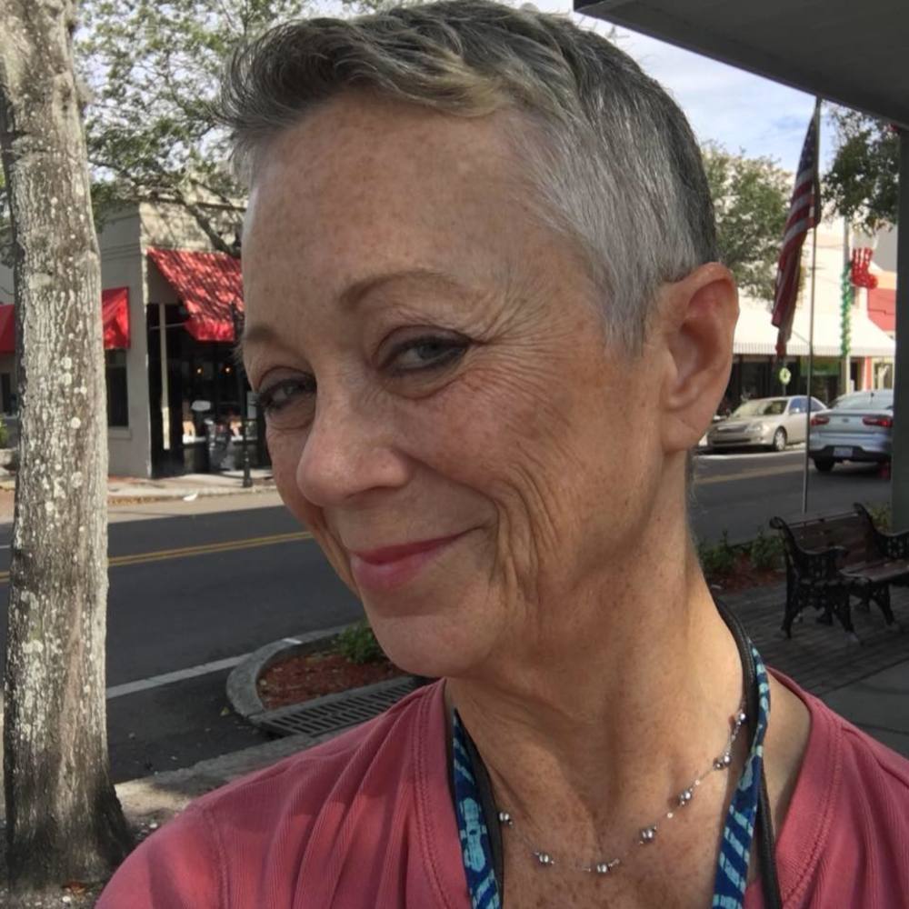 Meet your Posher, Debbie